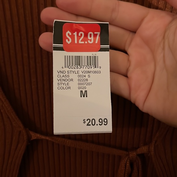 Cover up - Picture 2 of 2